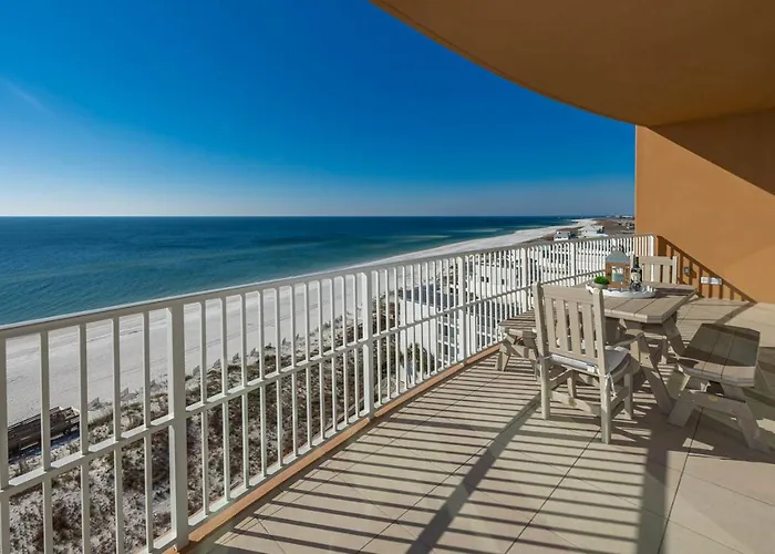 Phoenix Gulf Towers 804 Apartment *