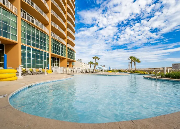 Phoenix Gulf Towers 804 Apartment